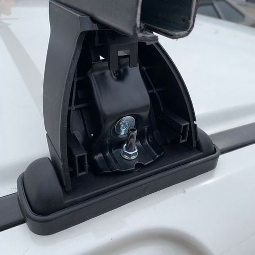Багажная система 3 LUX с дугами 1,3м аэро-трэвэл (82мм) черными для а/м со штатным местом 911 Honda Stepwgn